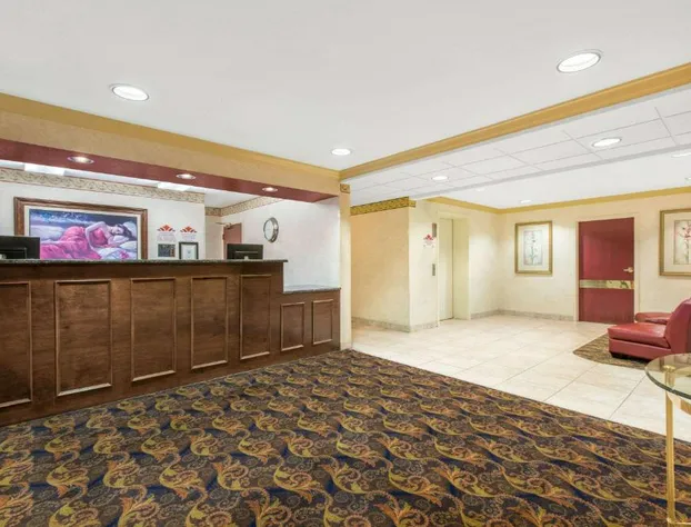 Lancaster Suites hotel detail image 3