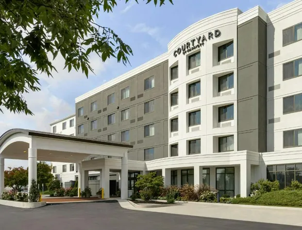 Courtyard by Marriott Lancaster hotel detail image 1