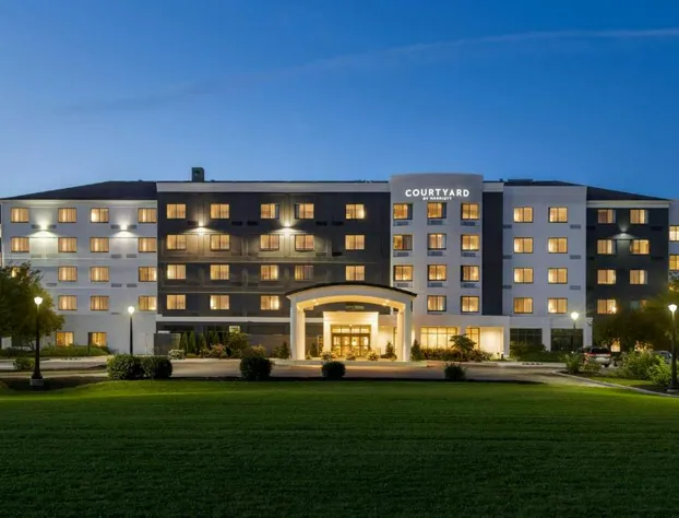 Courtyard by Marriott Lancaster hotel detail image 3