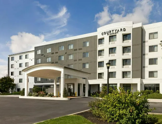 Courtyard by Marriott Lancaster hotel detail image 1