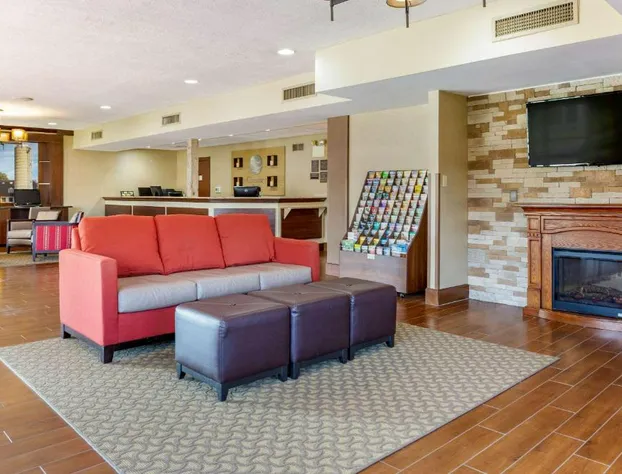 Comfort Inn Lancaster at Rockvale hotel detail image 3