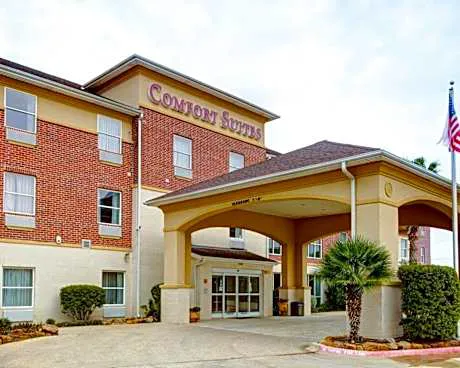 Comfort Suites University Drive hotel detail image 3