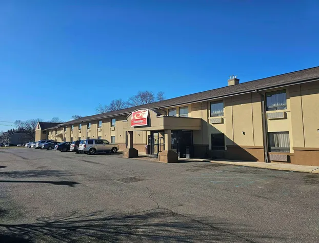 Econo Lodge Woodbridge hotel detail image 2