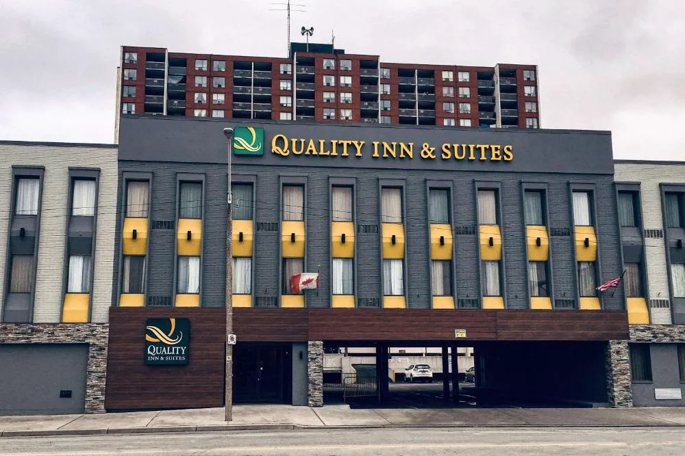 Quality Inn & Suites Downtown hotel hero