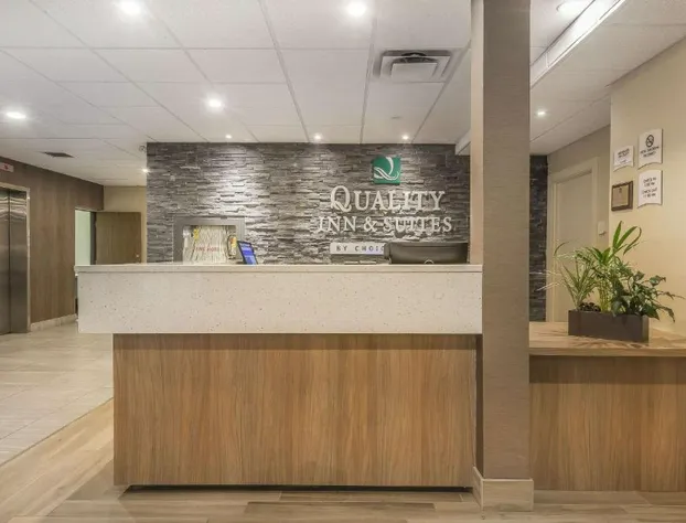 Quality Inn & Suites Downtown Windsor hotel detail image 1