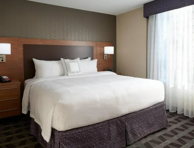 TownePlace Suites by Marriott Windsor hotel detail image 3