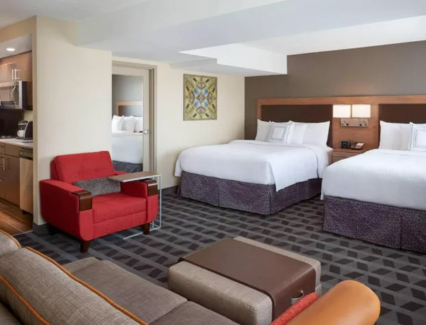 TownePlace Suites by Marriott Windsor hotel detail image 4