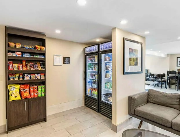 Comfort Inn Windsor hotel detail image 4