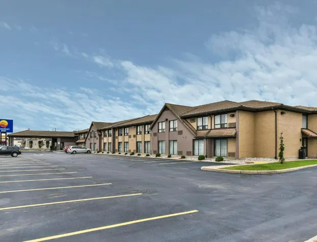 Comfort Inn Windsor hotel detail image 1