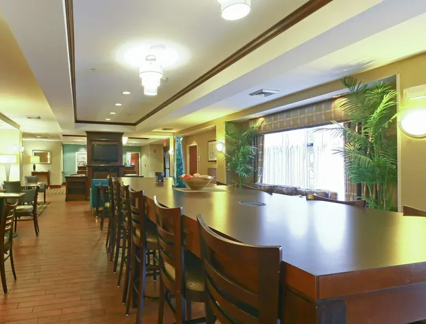 Hampton Inn North Brunswick / New Brunswick hotel detail image 3