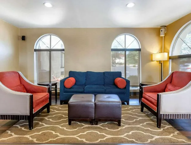 Comfort Inn Edison - New Brunswick hotel detail image 3