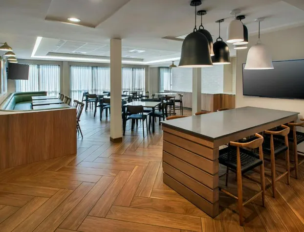 Fairfield Inn & Suites by Marriott Somerset hotel detail image 3