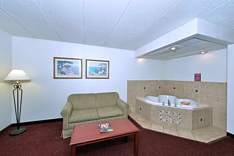 Americas Best Value Inn Omaha hotel detail image 2