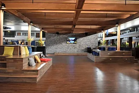 CoCo Key Omaha Hotel and Water Resort hotel detail image 1