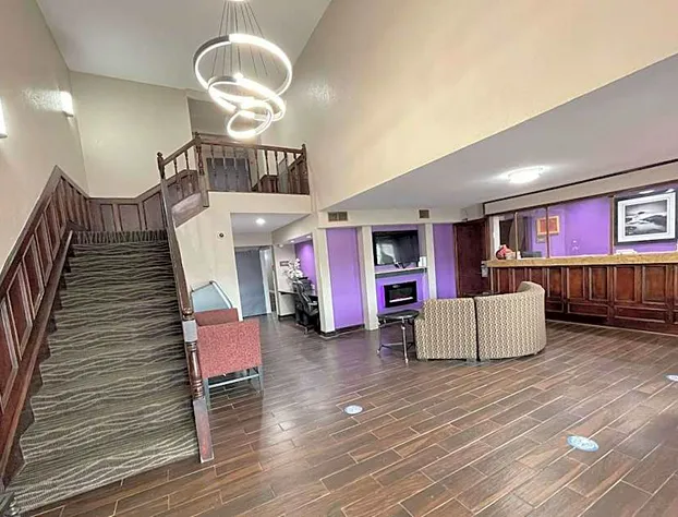 Baymont by Wyndham Bellevue / Omaha hotel detail image 1