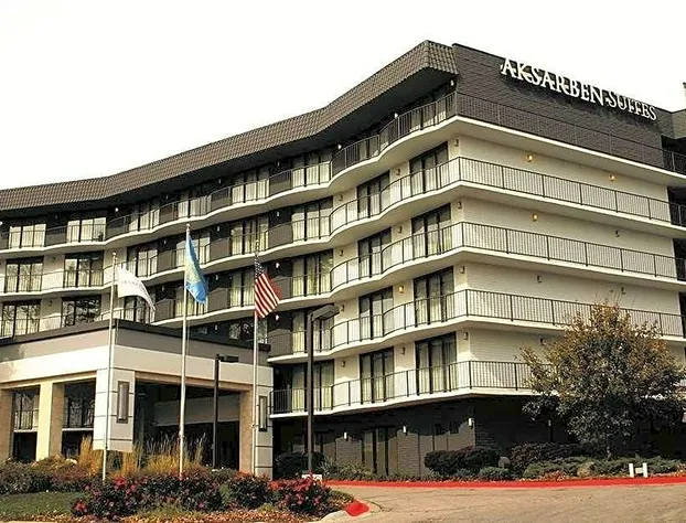 Aksarben Suites, A Trademark Collection Hotel hotel detail image 1