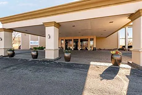 Wyndham Omaha / West Dodge hotel hero