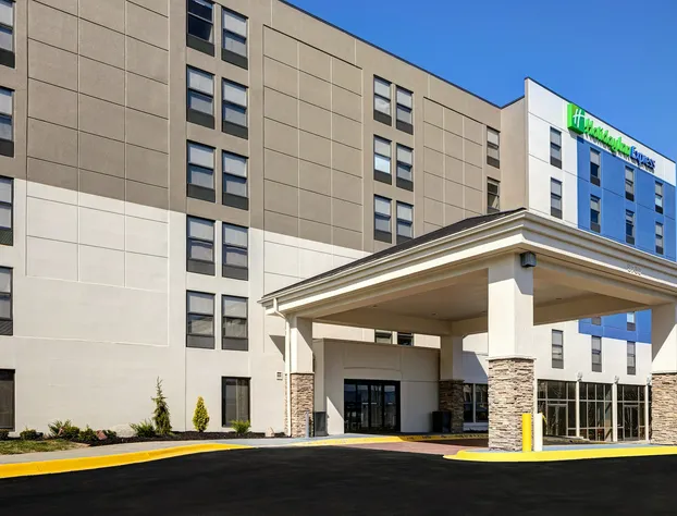 Holiday Inn Express & Suites Central Omaha by IHG hotel detail image 2