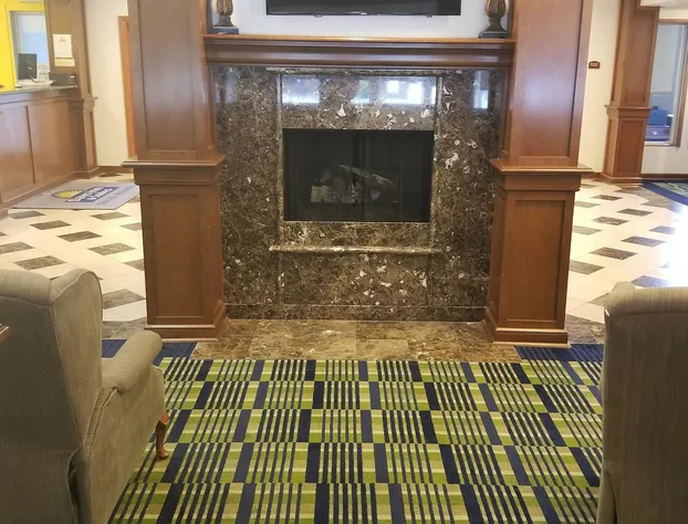 Days Inn & Suites by Wyndham Omaha NE hotel detail image 1