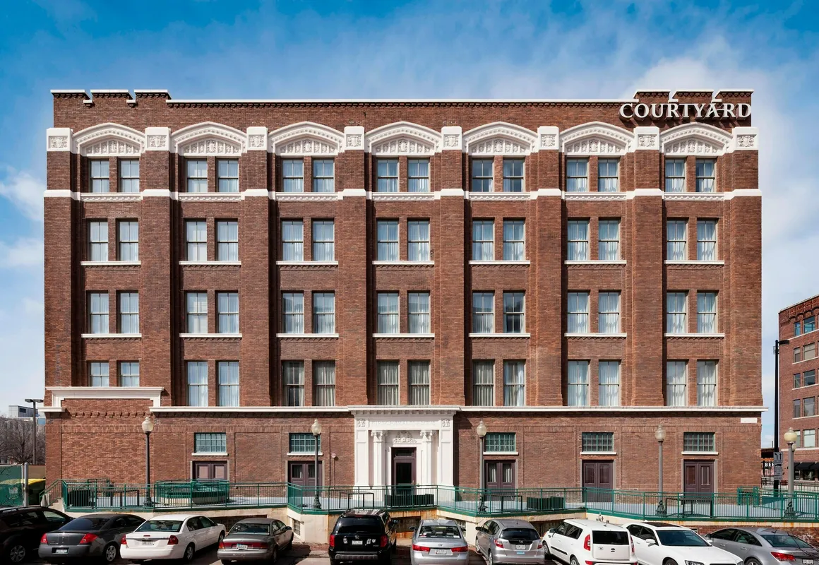Courtyard by Marriott Omaha Downtown hotel hero