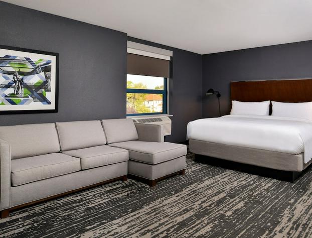 Four Points by Sheraton Omaha Midtown hotel detail image 4