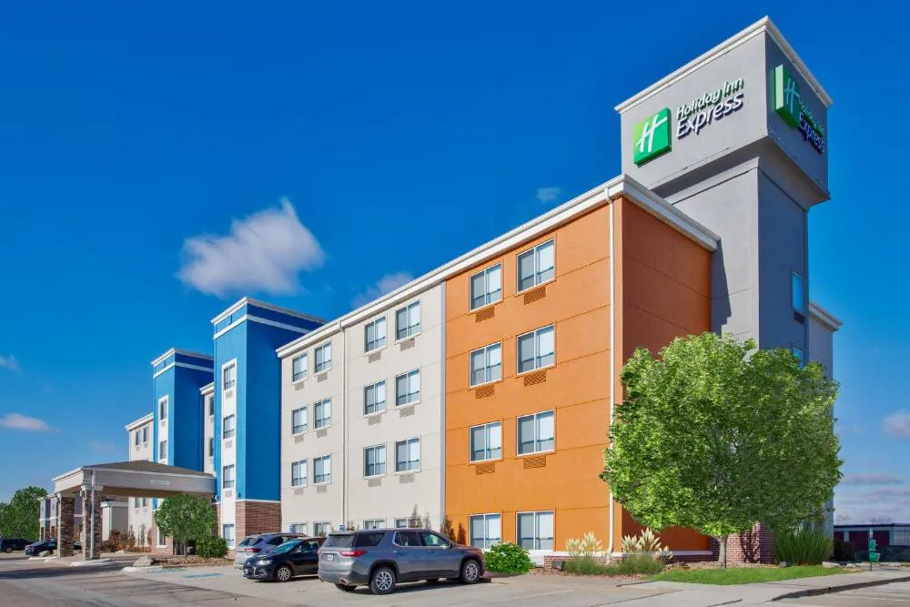 Holiday Inn Express Fremont by IHG hotel hero