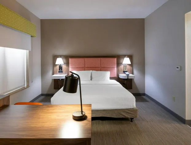Hampton Inn Omaha West-Lakeside hotel detail image 3