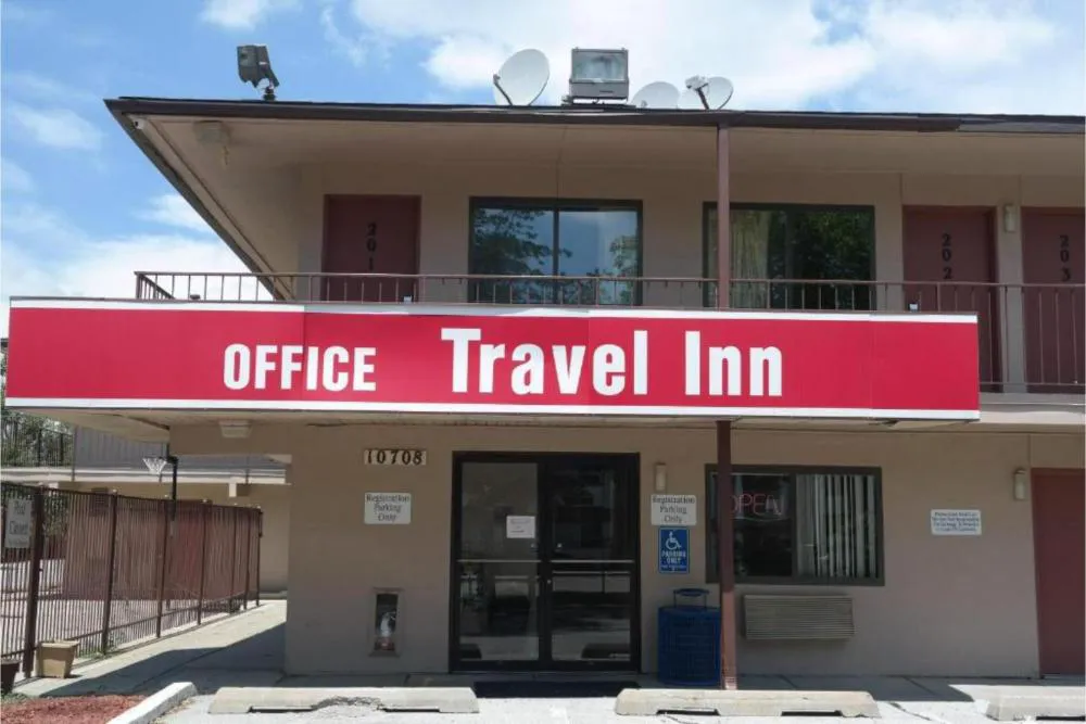 Travel Inn By OYO Omaha hotel hero