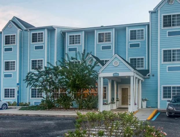 Microtel Inn & Suites by Wyndham Port Charlotte/Punta Gorda hotel detail image 3