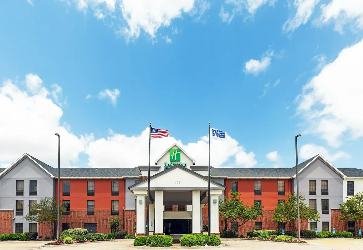 Holiday Inn Express & Suites Sulphur (Lake Charles) by IHG hotel hero