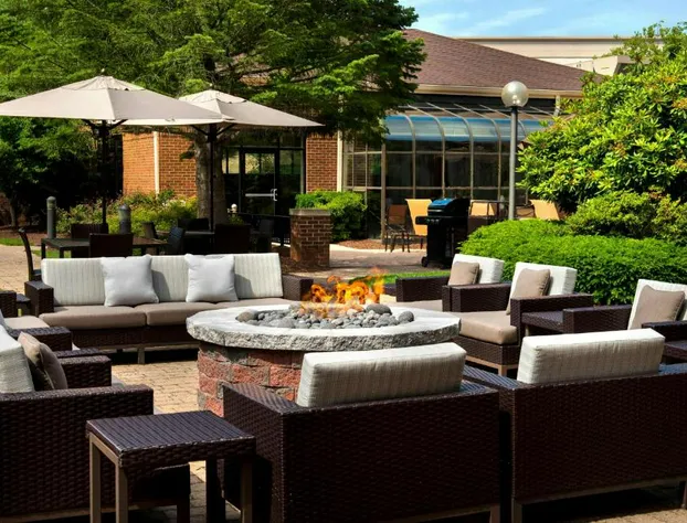 Sonesta Select Boston Milford hotel detail image 3