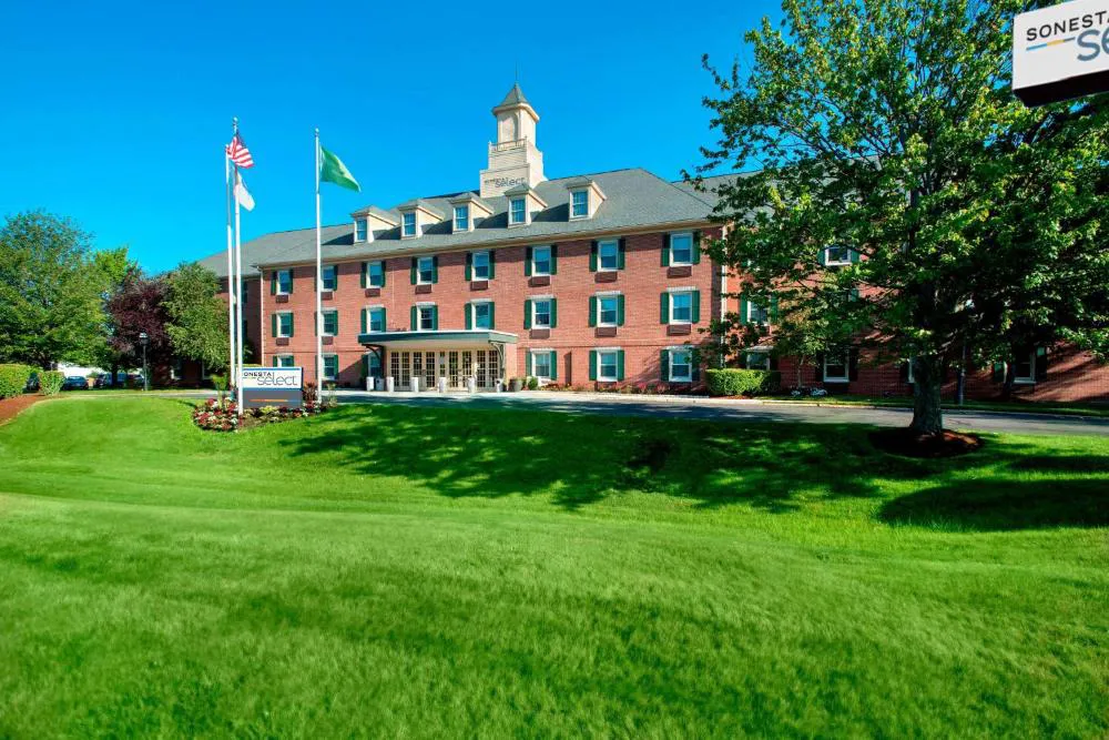 Sonesta Select Boston Danvers hotel hero