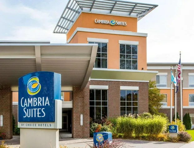 Cambria Hotel Traverse City hotel detail image 1