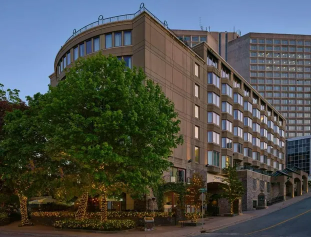 Courtyard by Marriott Halifax Downtown hotel detail image 1