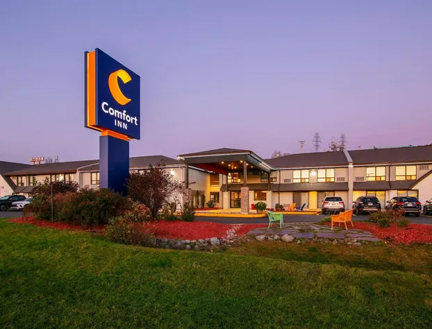 Comfort Inn Dartmouth hotel detail image 2