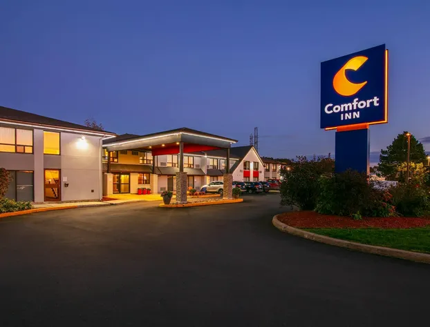 Comfort Inn Dartmouth hotel detail image 4