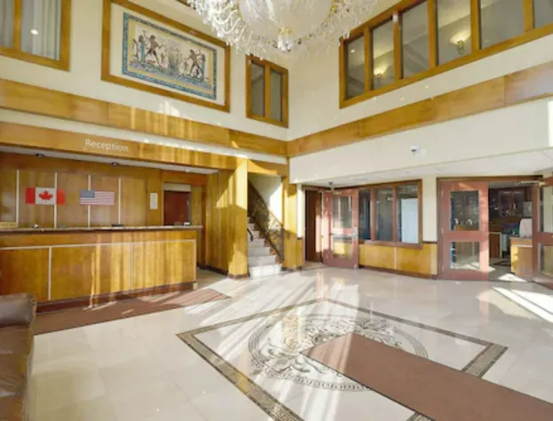 Woodbine Hotel and Suites hotel detail image 3