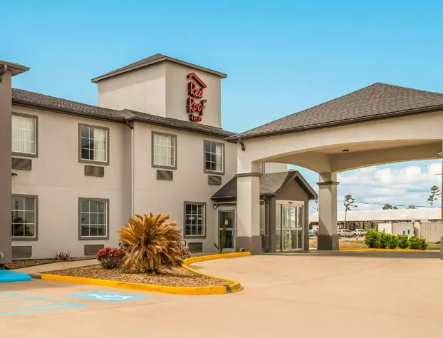 Red Roof Inn & Suites Lake Charles hotel detail image 1