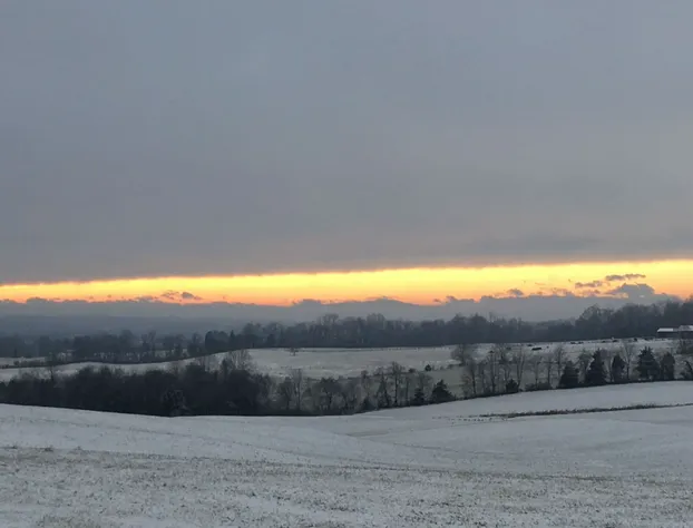 Round Hill Inn hotel detail image 4