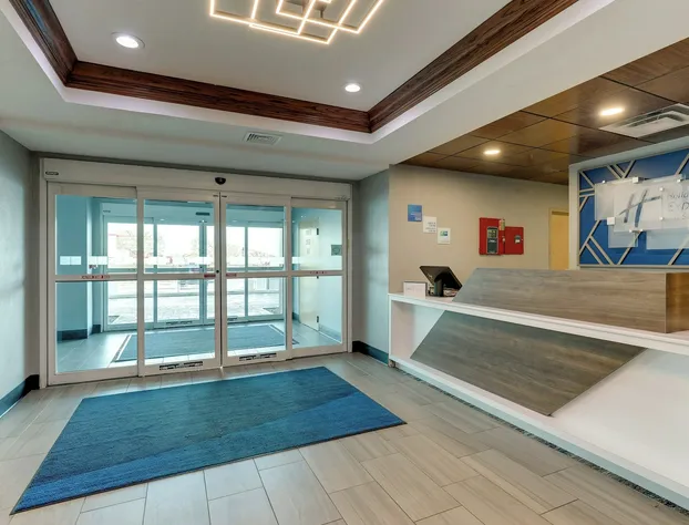 Holiday Inn Express & Suites Richmond by IHG hotel detail image 2