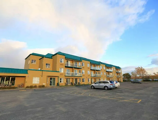 Quality Suites hotel detail image 3