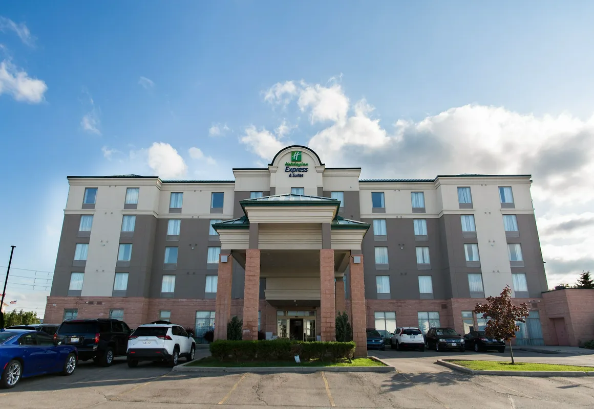 Holiday Inn Express & Suites Brampton by IHG hotel hero