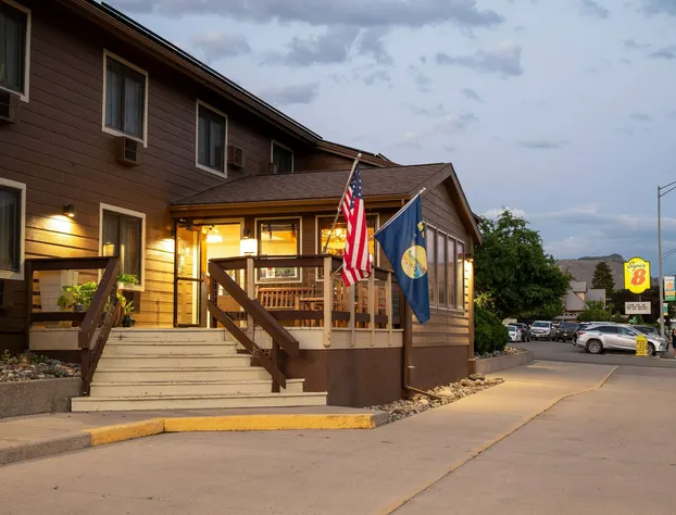 Super 8 by Wyndham Gardiner/Yellowstone Park Area hotel detail image 3