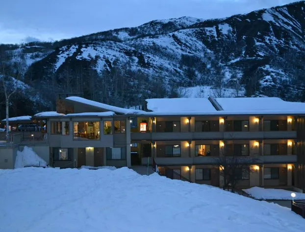 Pokolodi Lodge hotel detail image 1