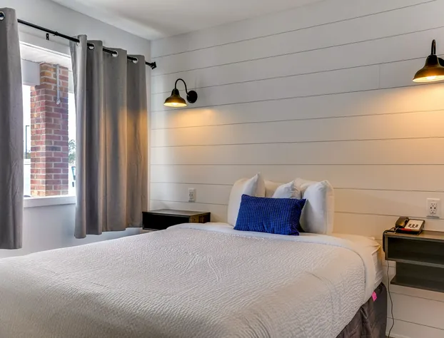 The Shore House hotel detail image 3