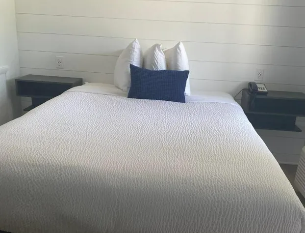 The Shore House hotel detail image 4