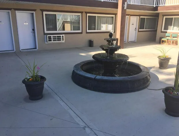 Sunrise Motel hotel detail image 4