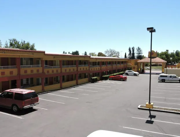 Mission Inn and Suites hotel detail image 1