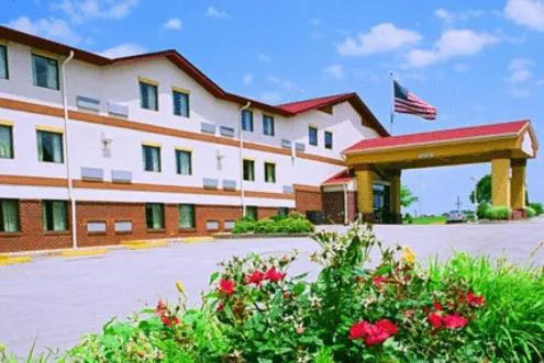 Americas Best Value Inn St. Louis South hotel hero