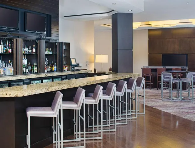 Pleasanton Marriott hotel detail image 1